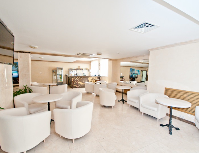 Лобби-бар - Отель «Orchestra Ока Спа Резорт»